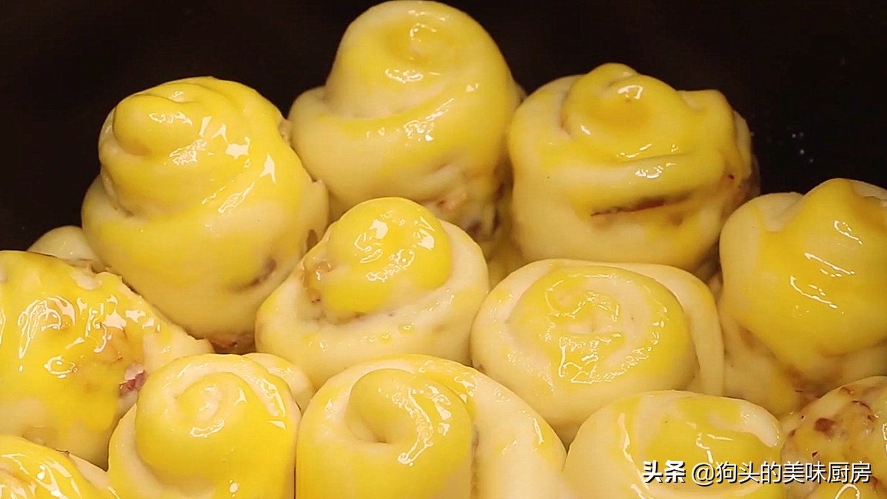 1碗面粉5个鸡蛋，分享你想不到的做法，比馒头简单，比油条还香