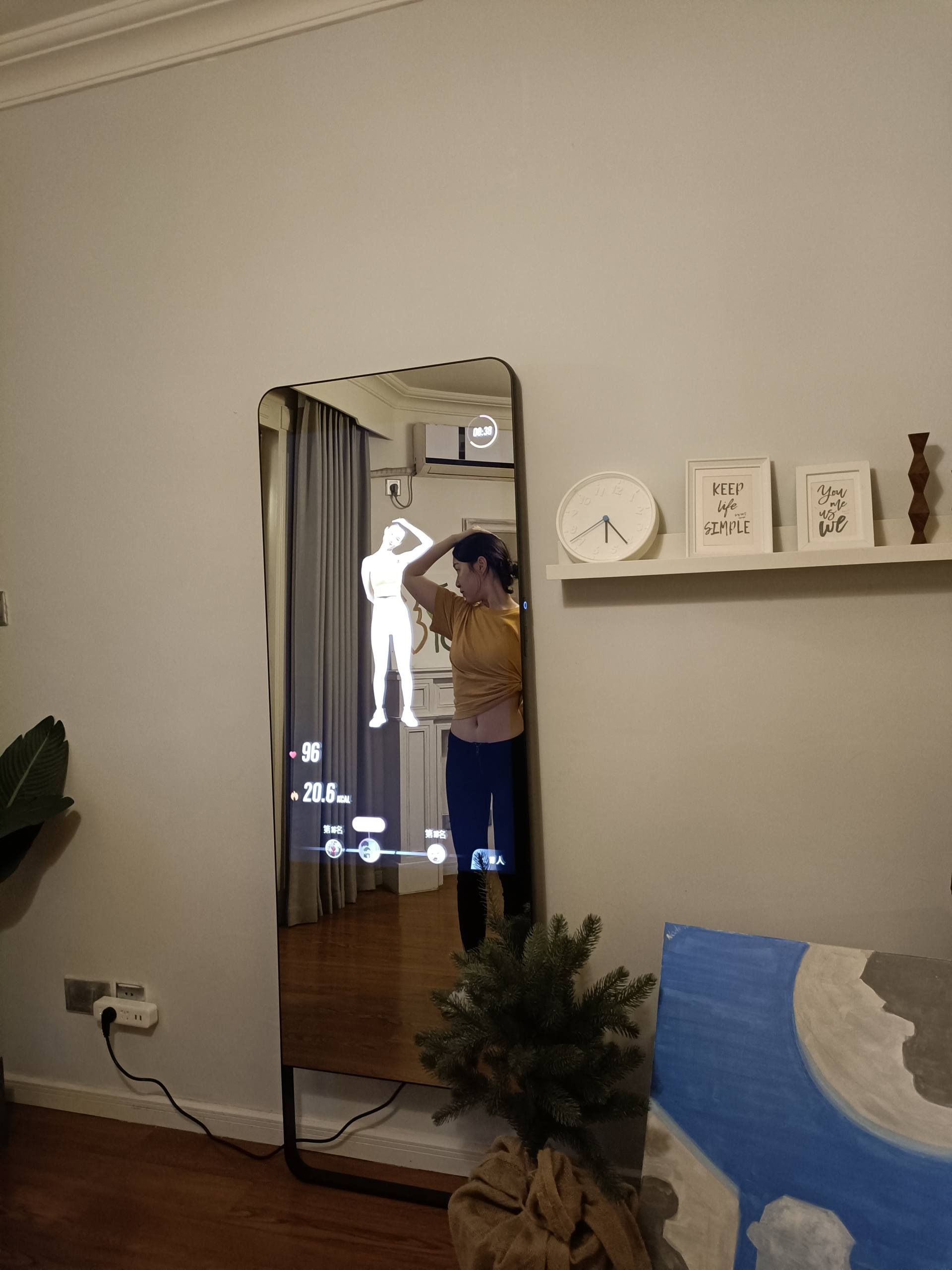FITMORE健身镜：照镜子的时间 =科学指导的健身