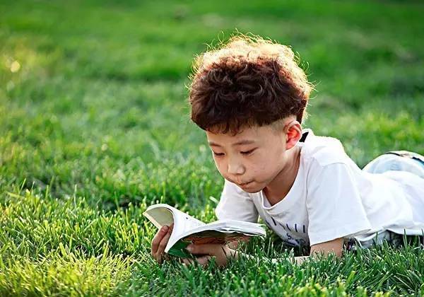 考神王百洋：九省理科状元，两次跳级，高考716分被北大录取