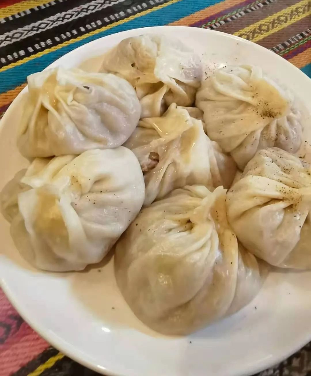 在喀什老城被小朋友教维语,22点才天黑的喀什值得一去