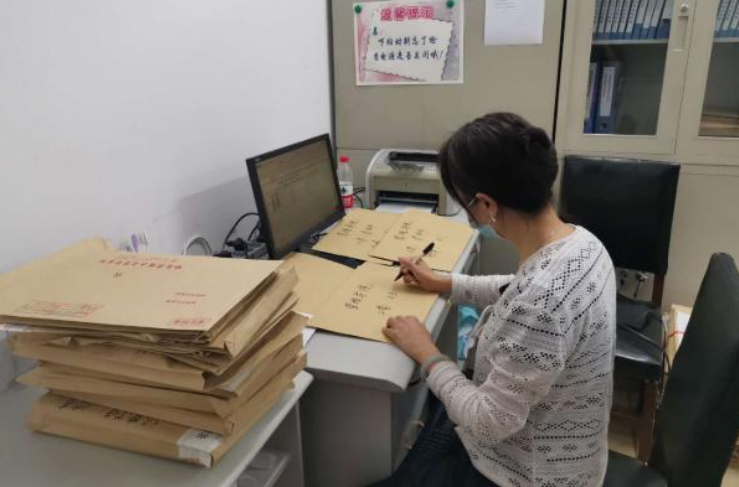 大学生毕业后“档案”放在哪？别不当回事，变“黑户”就麻烦了