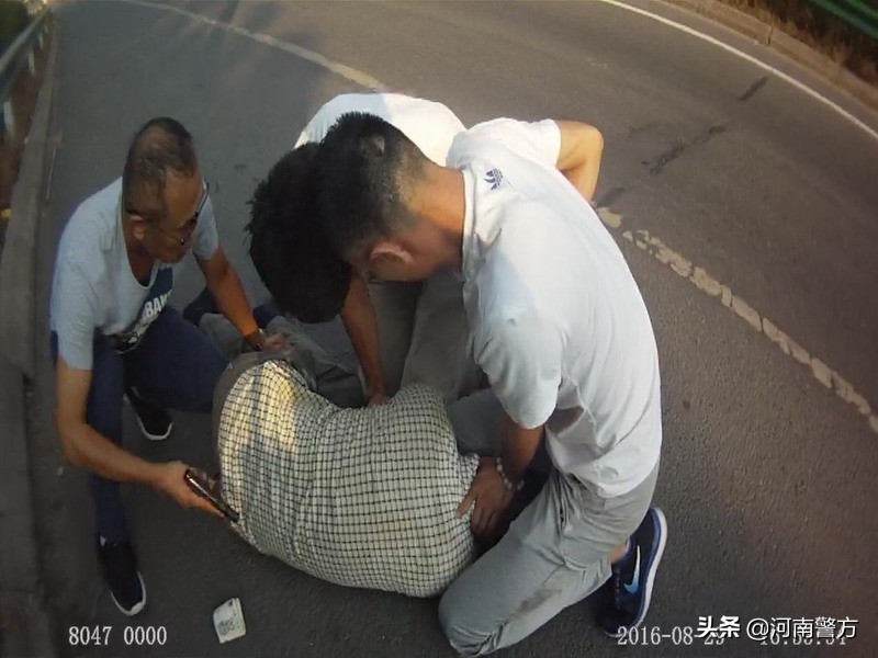 多次面临生死考验 屡破大案难案 漯河刑侦“拼命三郎”受到公安部表彰