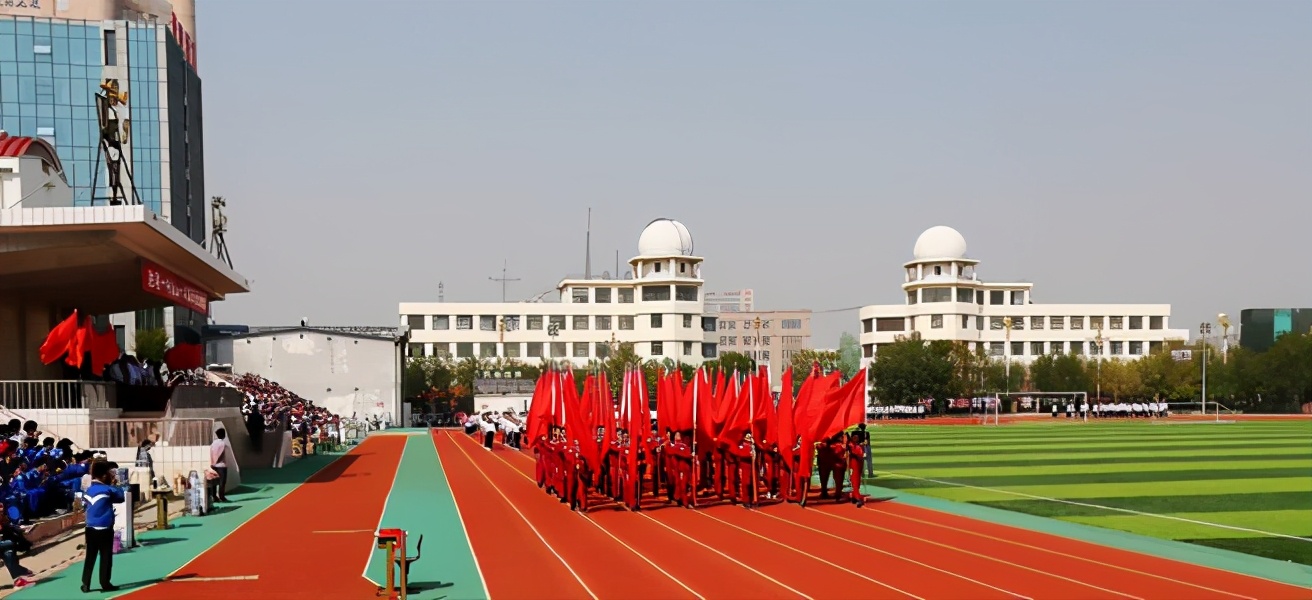 山东最好的五所高中，一本上线率都超过75%，谁夺得第一？