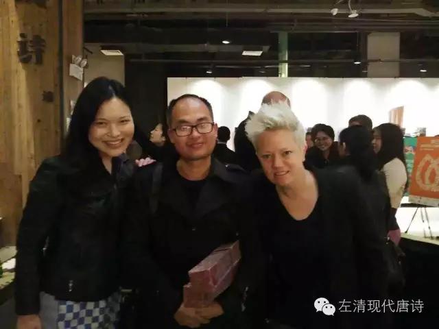 有感于当今诗坛，左清用当今语言写了首唐诗一样的现代诗。