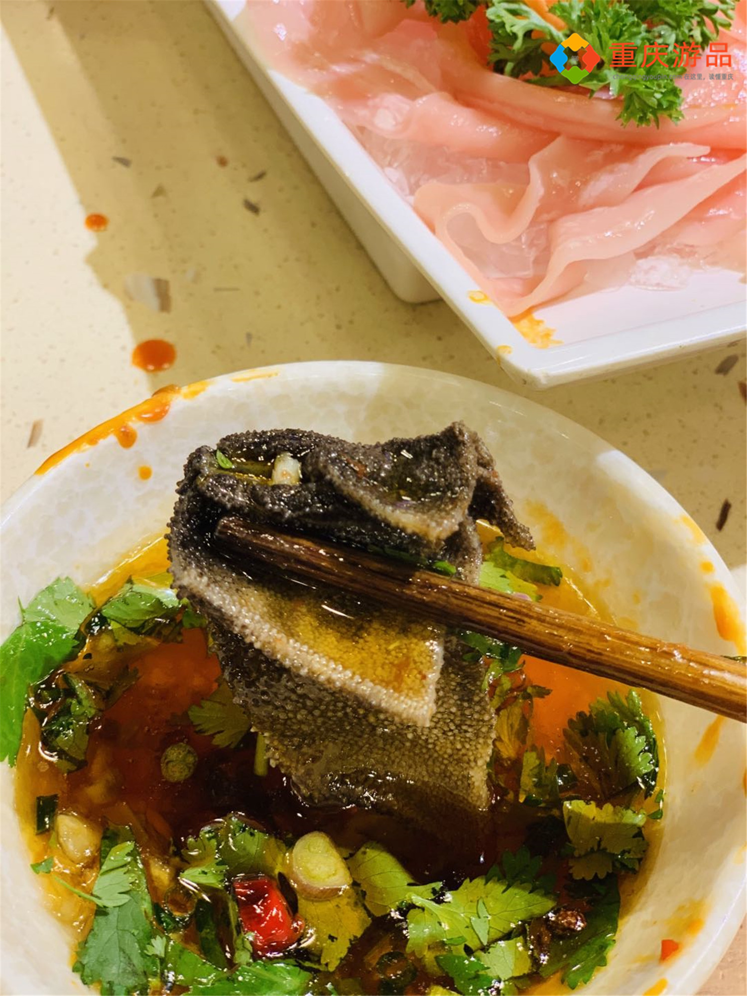 重庆老灶火锅（从不营销的平民火锅为何能秒杀一众网红店）