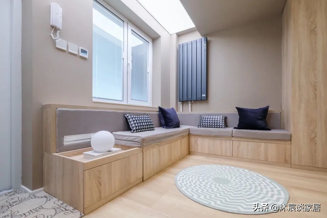 她家堪称“整容式”改造，利用动态卡座让65㎡实现三室，太赞了
