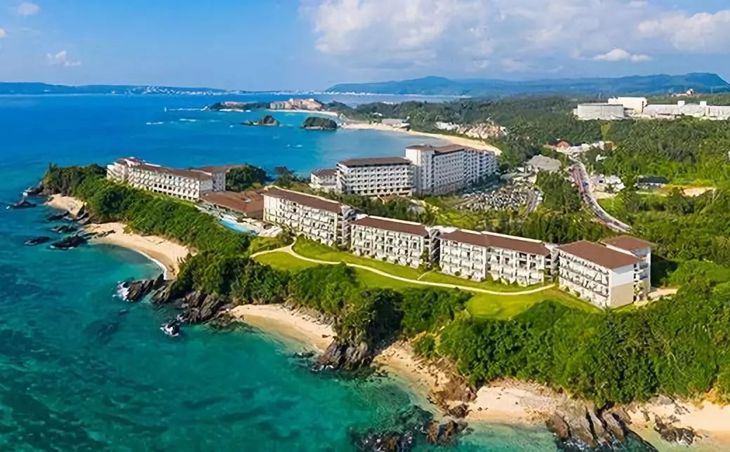 冬季在冲绳感受温暖灿烂的海岛高尔夫