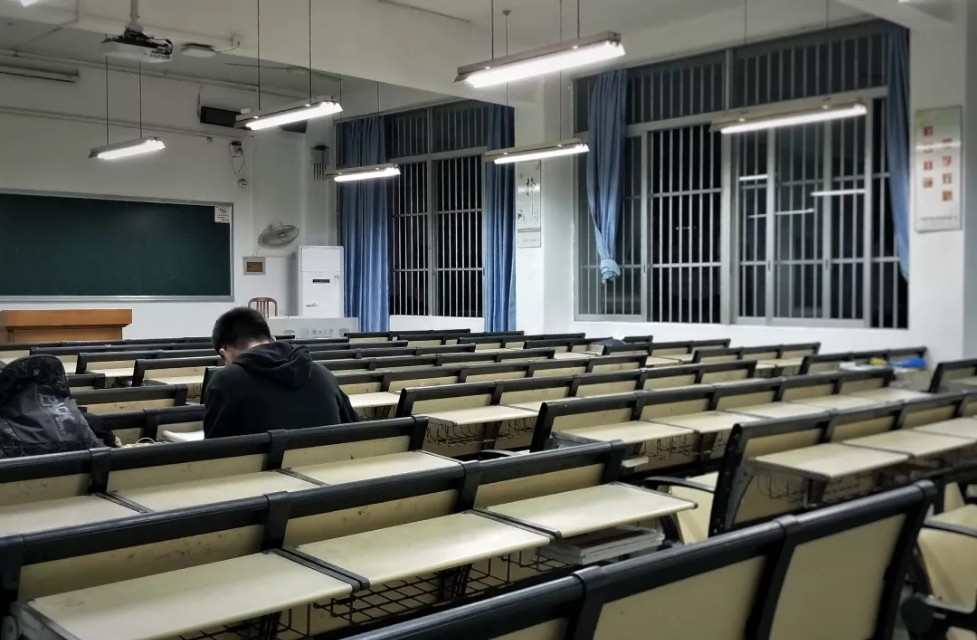 一分钟带你了解广西大学