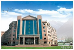 大连24中学和大连育明高中的官方简介，送给2020届初三学生