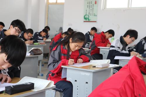 都2020年了，为什么还有“取消高考英语”的呼声？取消英语可行吗