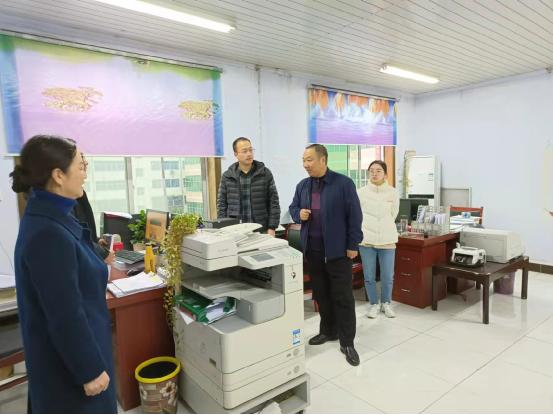 「作风建设」强纪律，转作风，提效能——洋县人民法院党组书记、代院长舒胜督导检查“双进”等工作