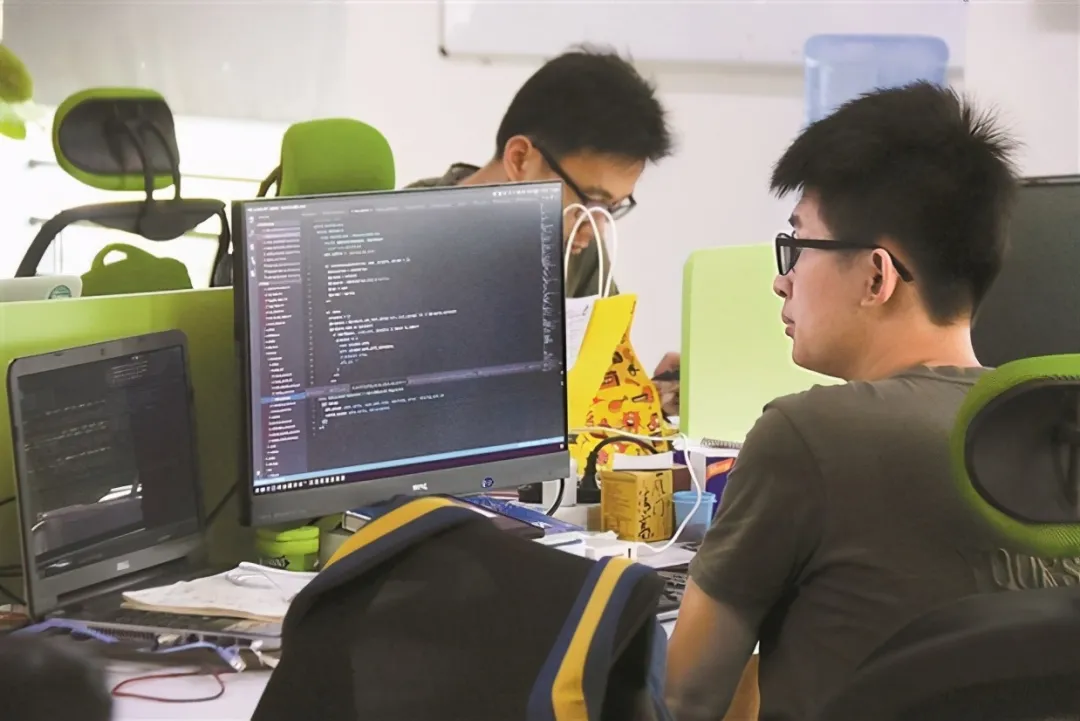 什么专业比较吃香？2021年全国成人高考热门专业推荐