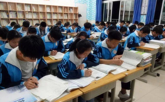 2021年多省高考报名人数公布，呈上升趋势，竞争越来越激烈