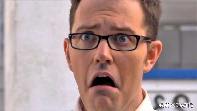 孩子学美术，离了老师就画不出画？该如何选择少儿美术培训机构？