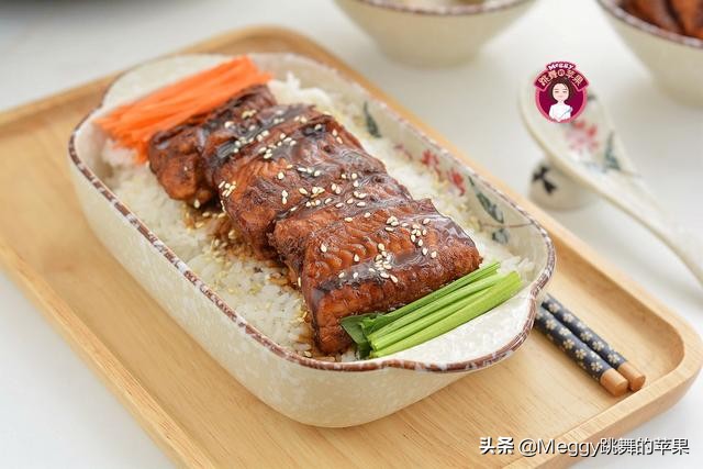 在家轻松做美味鳗鱼饭，简单又好吃，胜过外面餐厅！