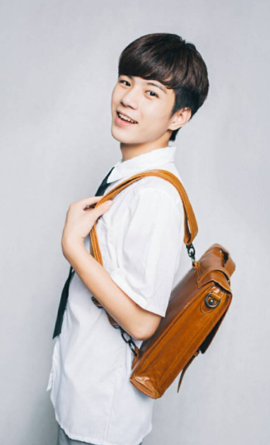 自残吸毒、闪婚闪离、欠债骗钱，一档《变形计》究竟毁了多少孩子