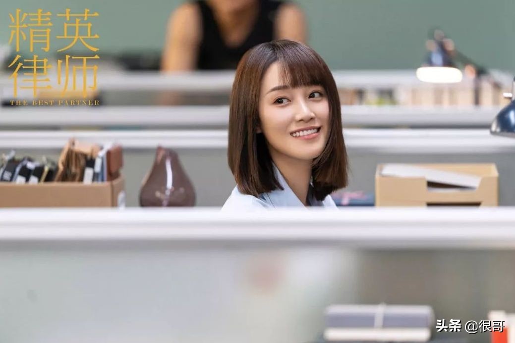 甄嬛传播出十年后，热依扎一鸣惊人，毛晓彤、谭松韵让人刮目相看