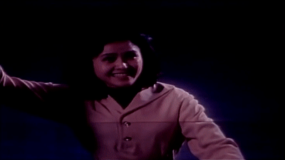 《潜伏》站长太太年轻时是有多美艳，中国第一部科幻片了解一下