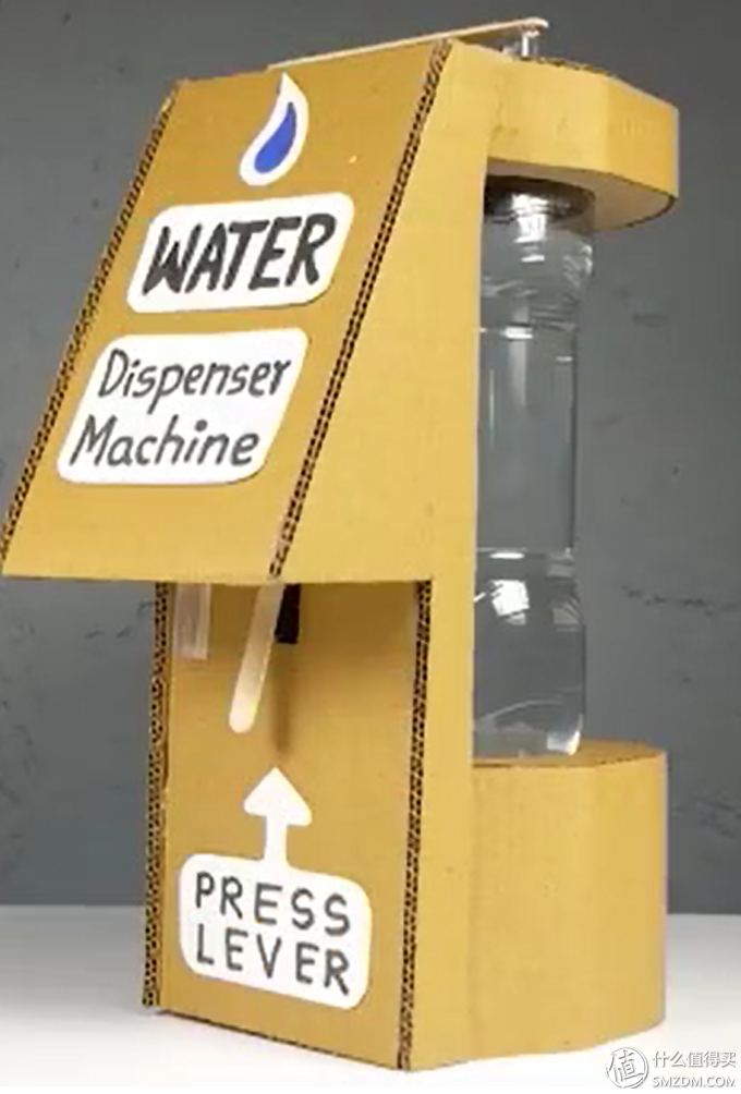 简易小手工：小朋友的第一台定制饮水机