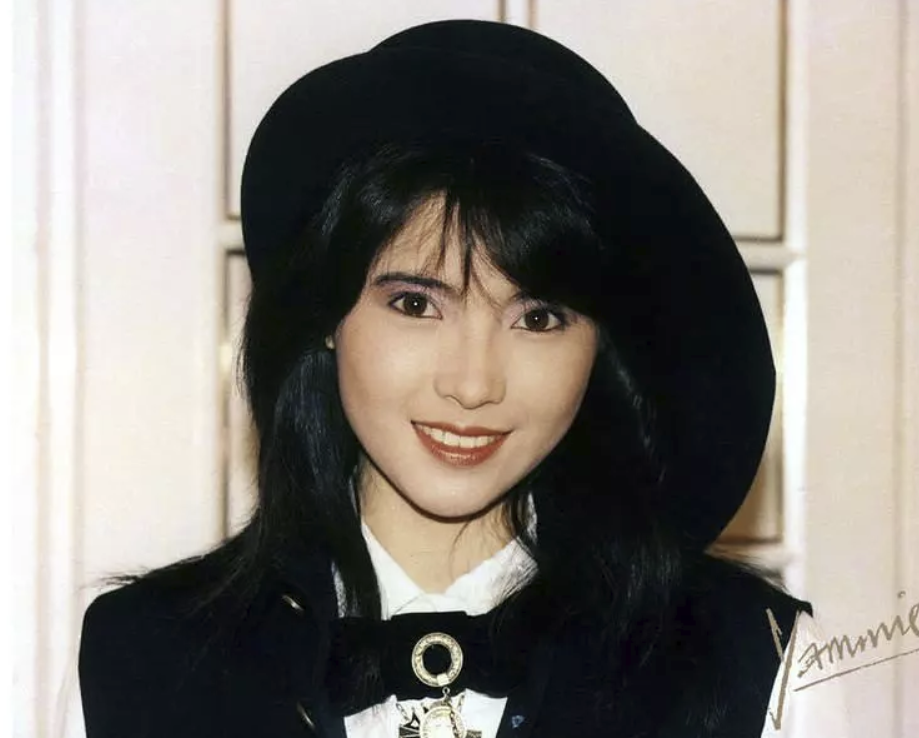 “四大癫王”蓝洁瑛：20岁出道，21岁演梁朝伟老婆，55岁逝于厕所