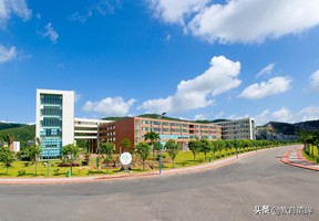 一个全省人口规模最小的地级市，却拥有最多的一流大学校区