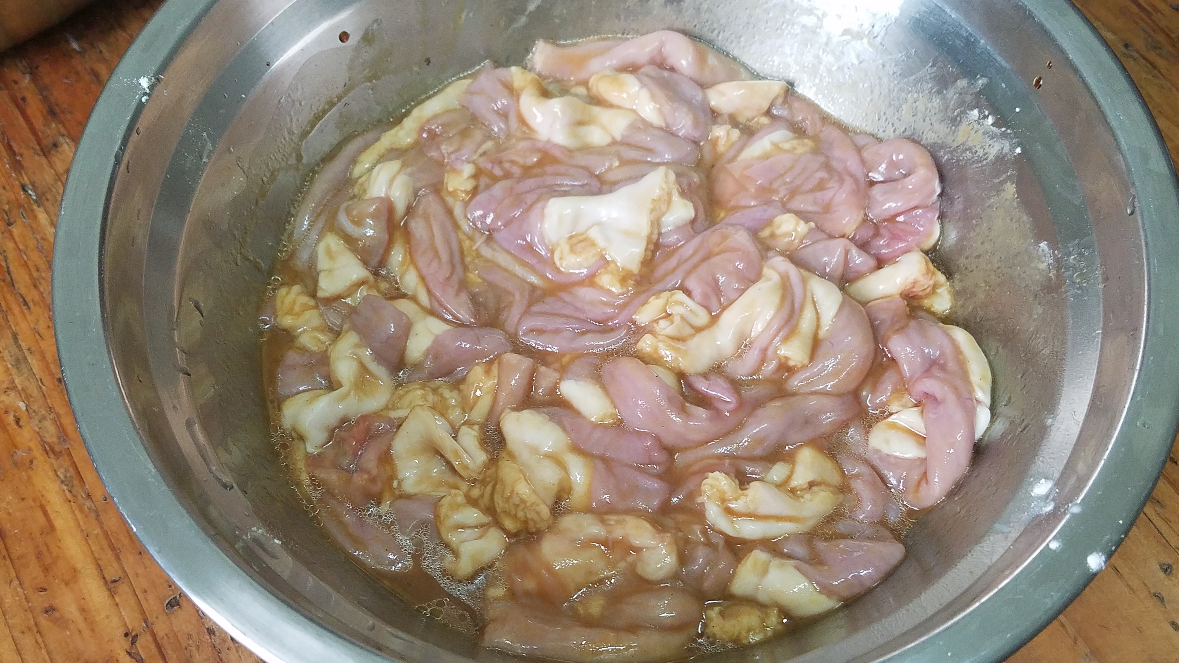 砂锅里倒进10块钱粉肠、原来这么好吃、家常菜做法、超简单