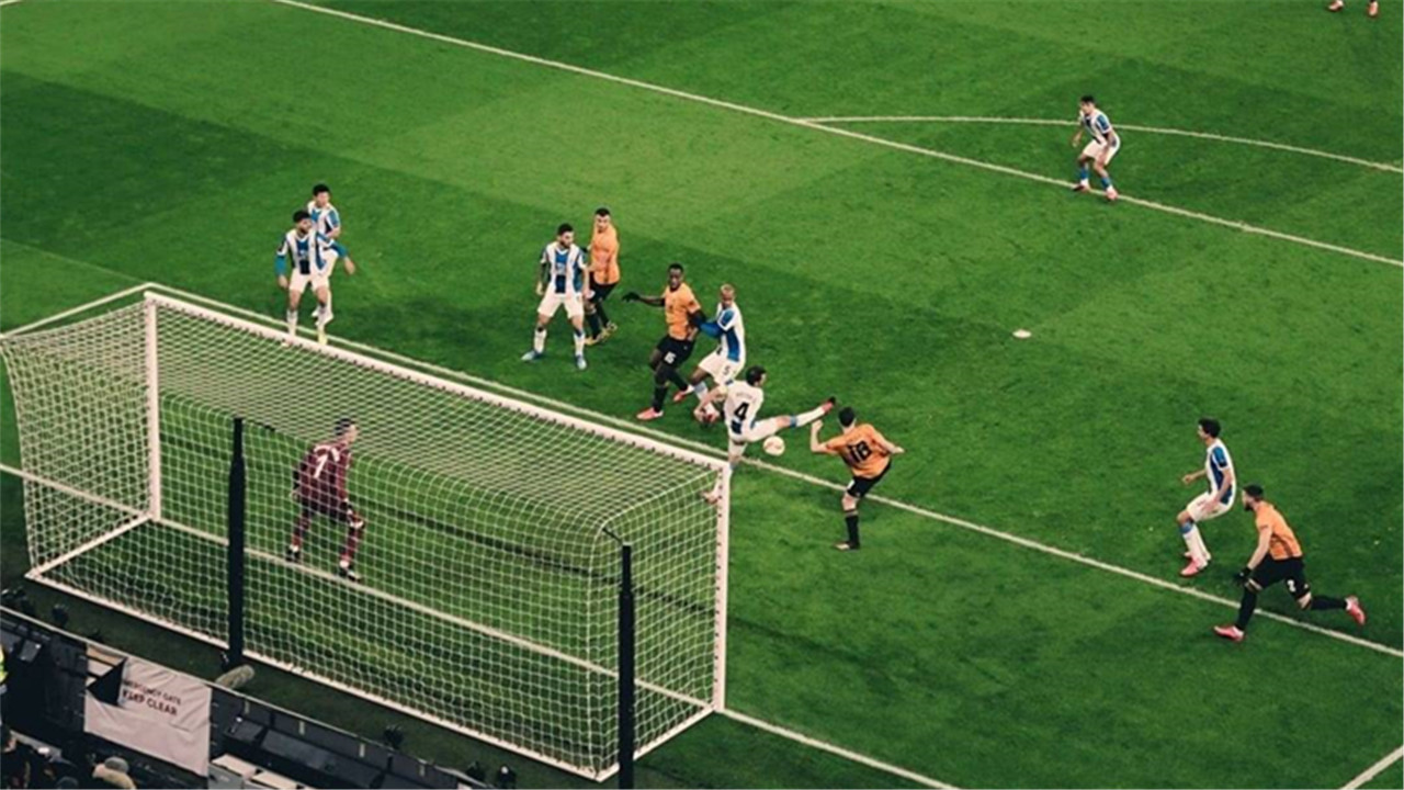 西班牙人被踢出局,半替补阵容出征或有原因?