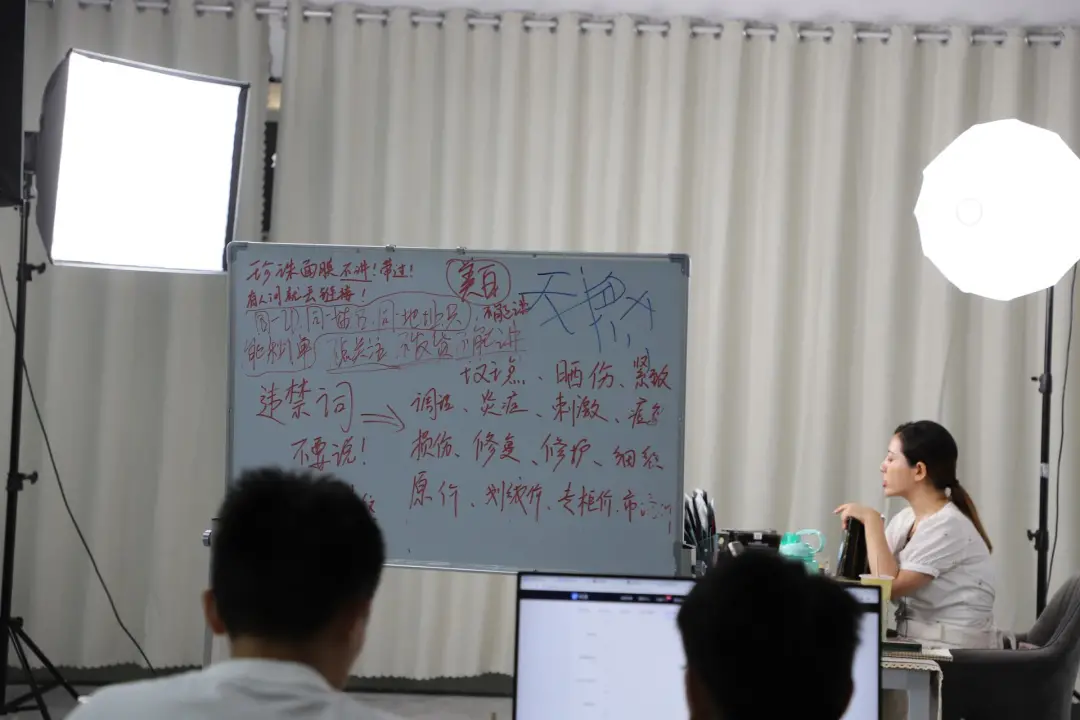 网红之都杭州：有人听到印钞机的轰鸣，有人听到梦破碎的声音