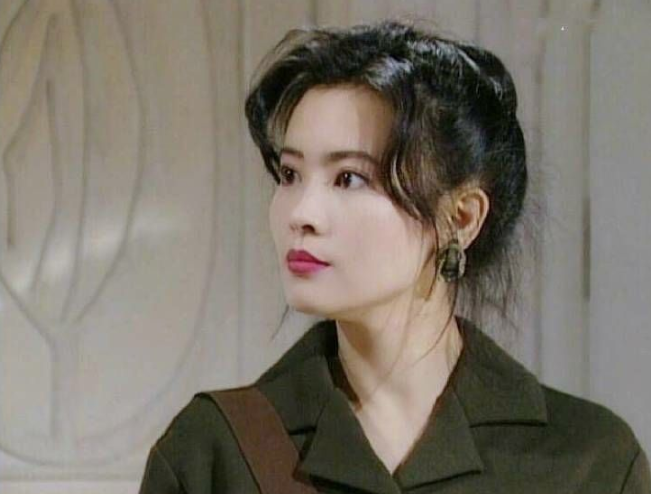 “四大癫王”蓝洁瑛：20岁出道，21岁演梁朝伟老婆，55岁逝于厕所