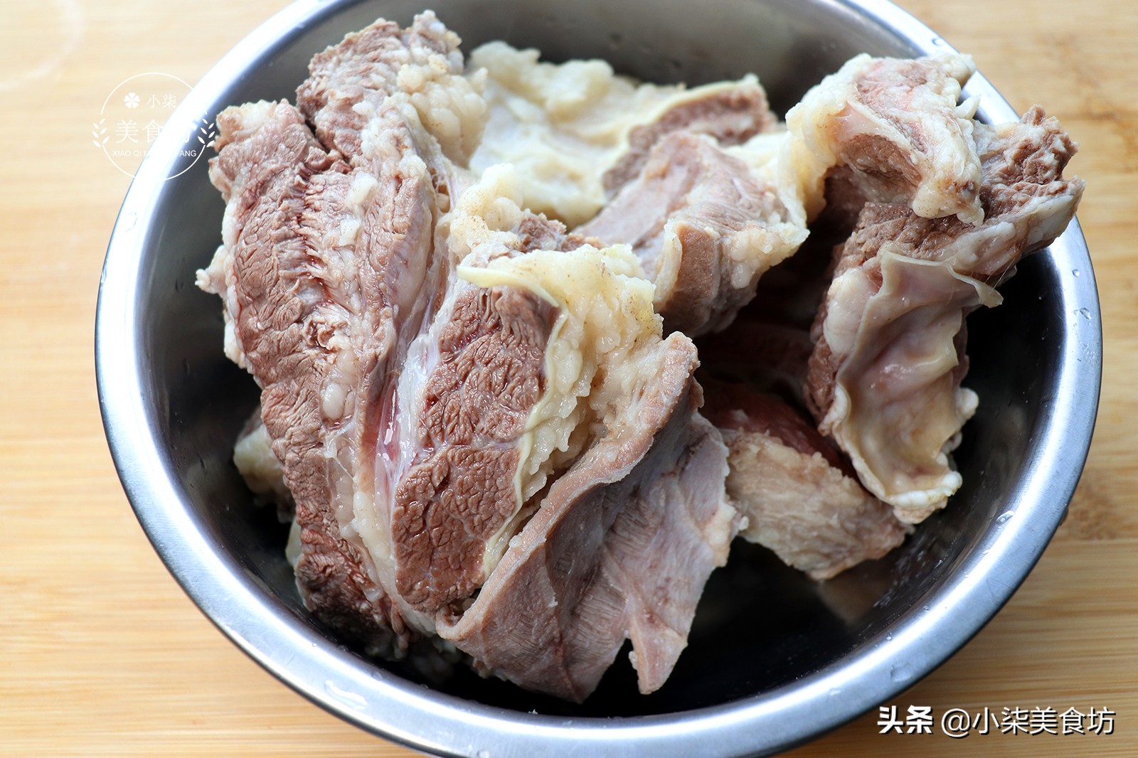 自从知道牛腩这样做，我家一周吃5次，软烂鲜香，比红烧肉还好吃