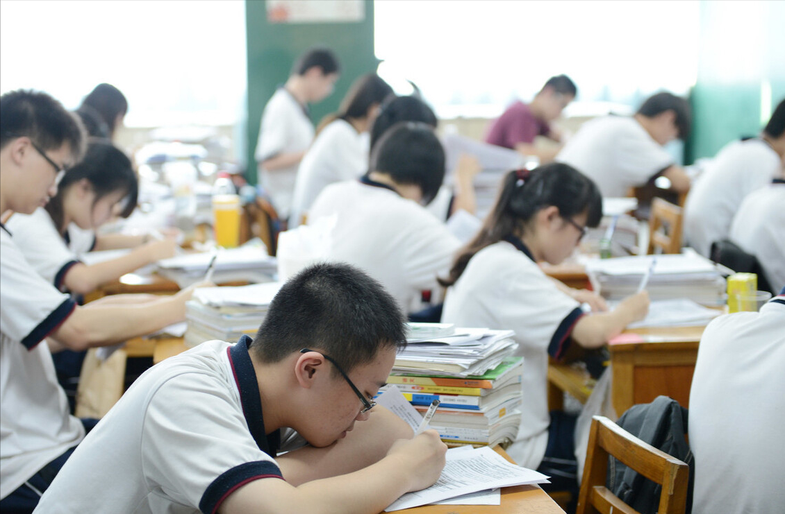 高考成绩档次划分，不同分数段能上什么样档次的大学？学生可自测