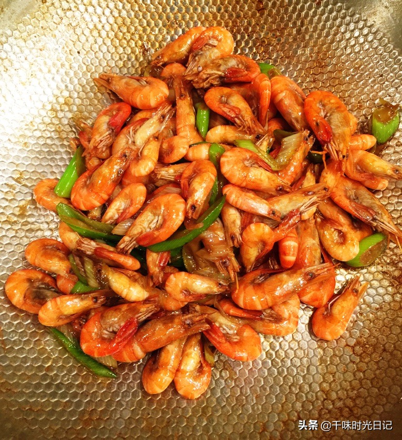 赶潍坊农村大集买白米虾，不知是河虾还是海虾