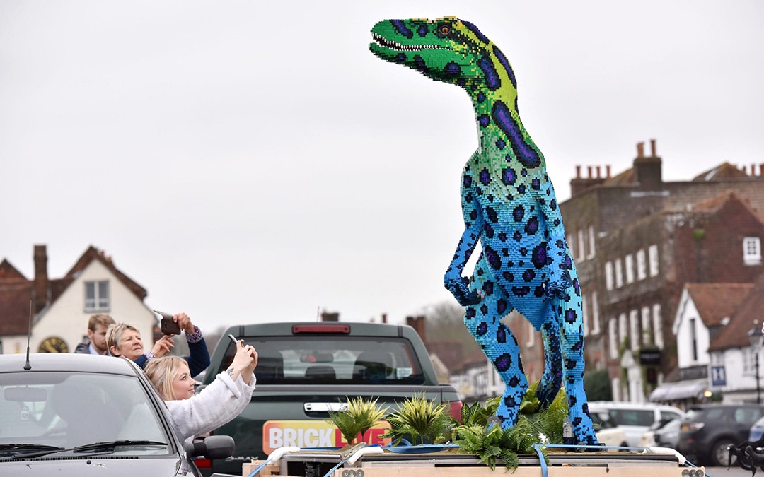 重返（描写恐龙外貌的句子）