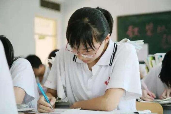 为什么高考题不会提前泄露？看看高考试卷的保密程度，就知道了