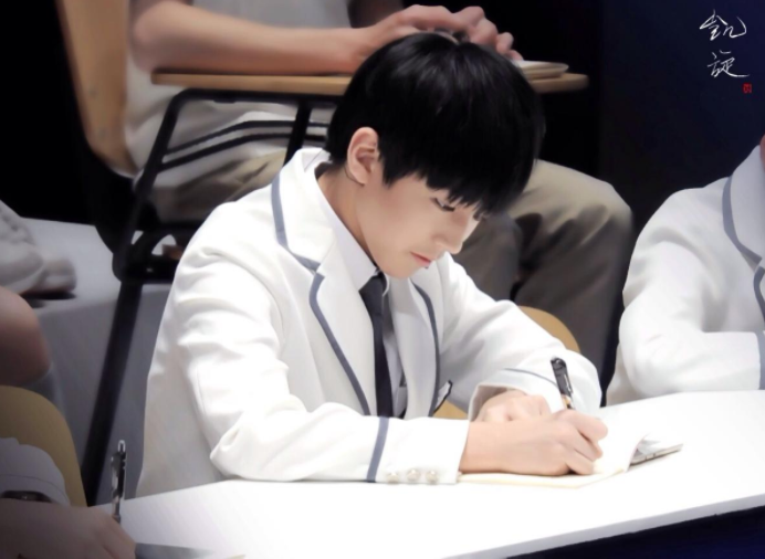 王俊凯大学（王俊凯大学英语成绩曝光）