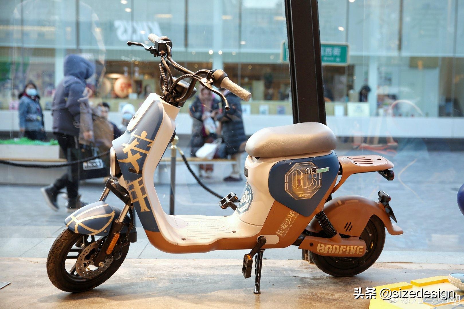一个像宝马，一个更Mini？九号电动B系C系实车对比骑行体验