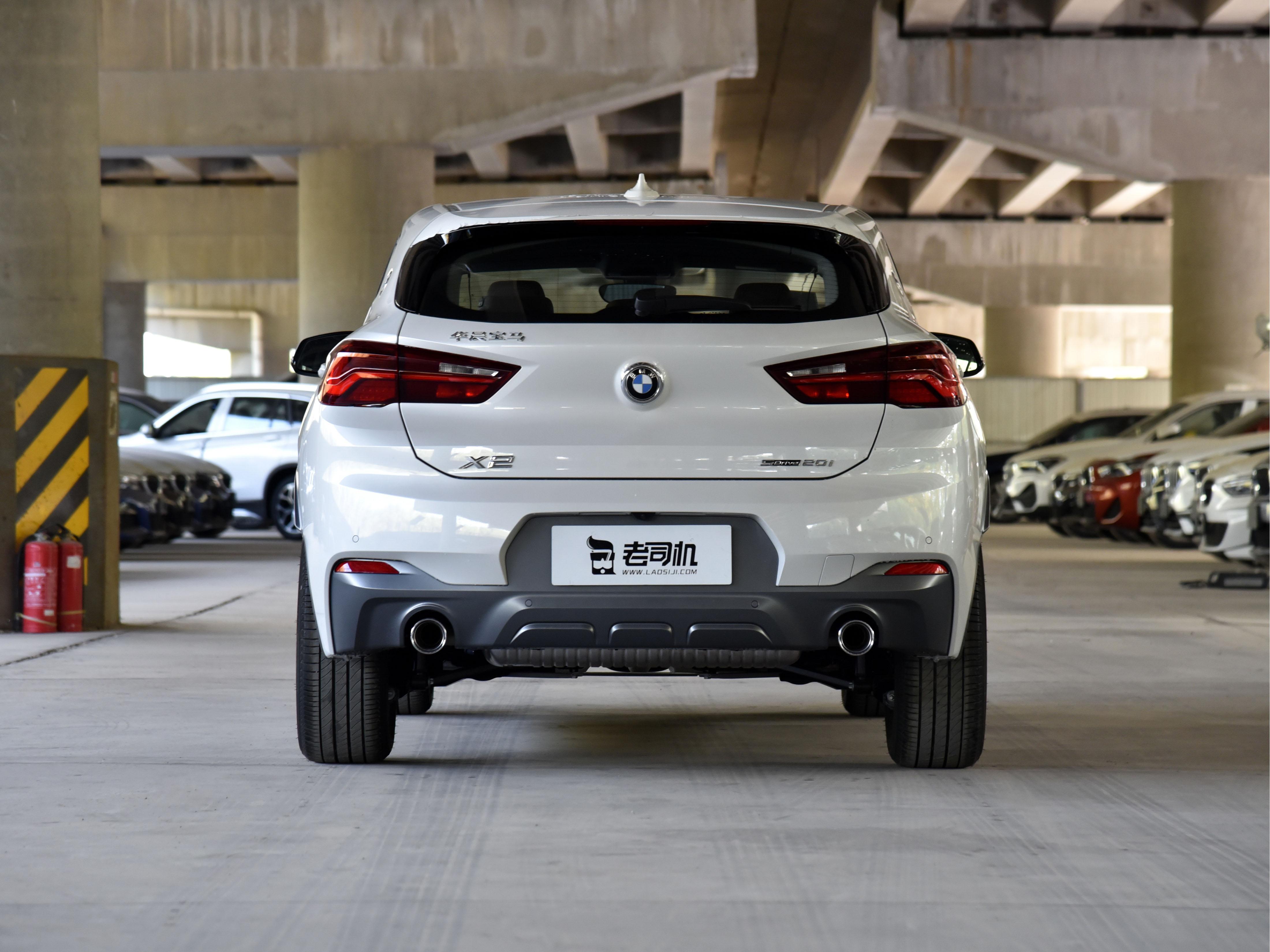 价格不贵的宝马suv,油耗低而且配置实用,带你看宝马x2