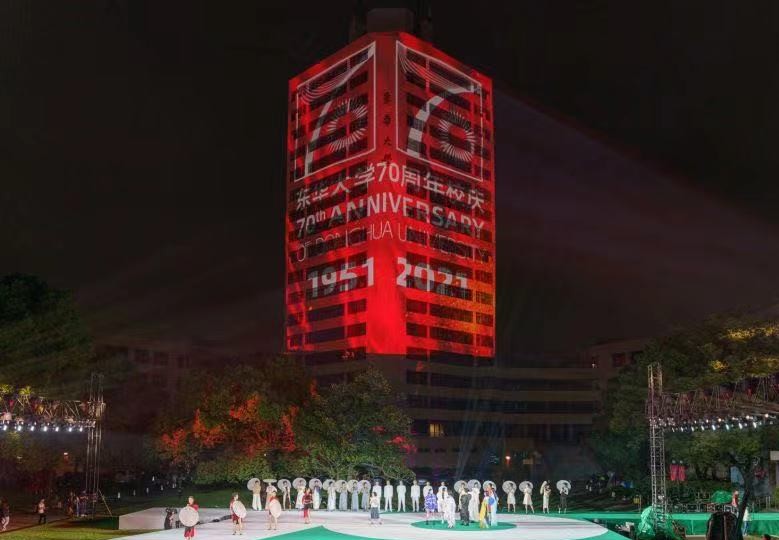 上海超牛70岁“寿星”：有人为她写书，央视专门连线，“生日礼物”市值4900万！