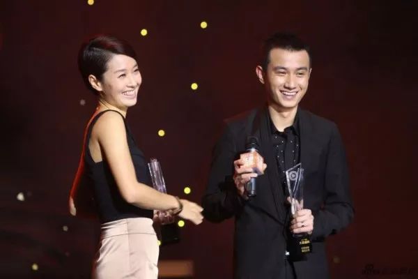 且行且珍惜5年，文章和马伊琍宣布离婚前的12时辰，发生了什么？