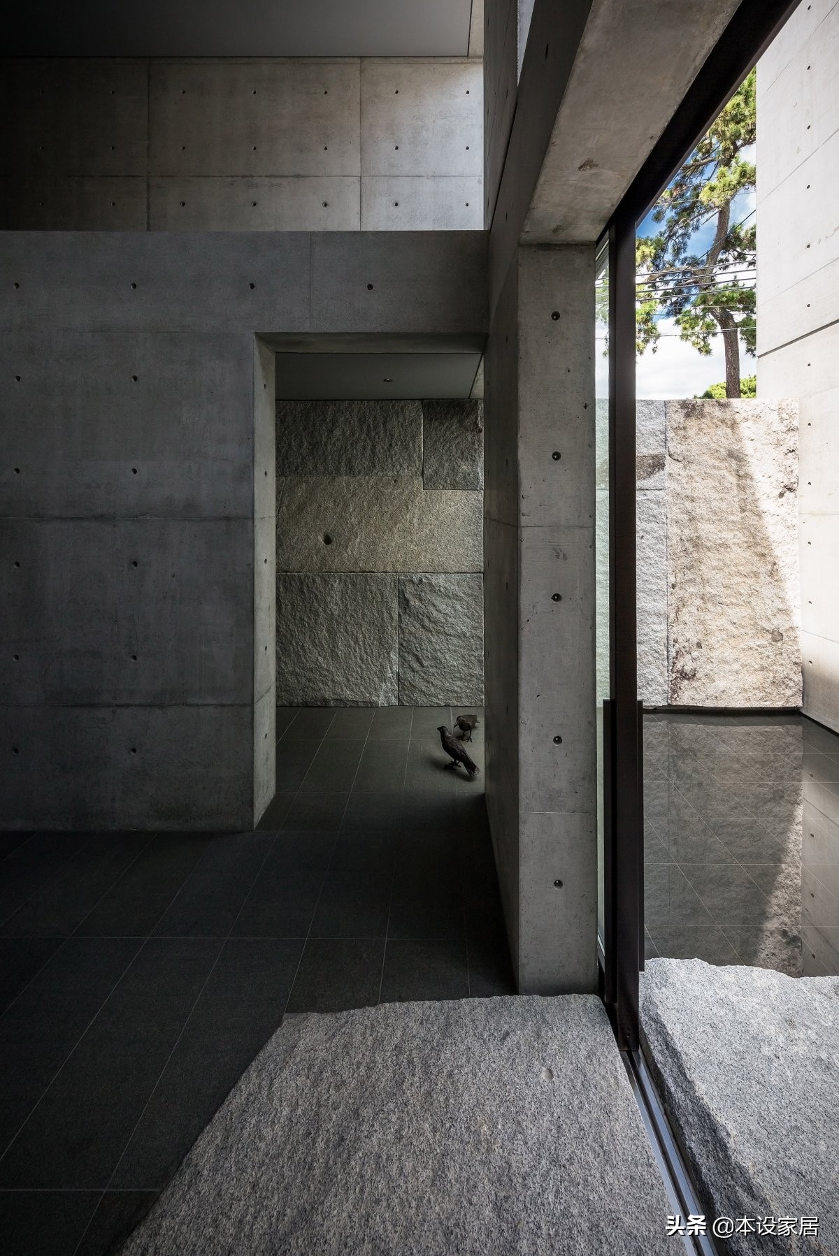 日本建筑师晒日式清水墙混泥土豪华别墅外观效果图及室内装修设计图片