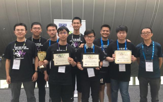 高考想上“一本”大学，需要考多少分？不足500分还有机会吗？