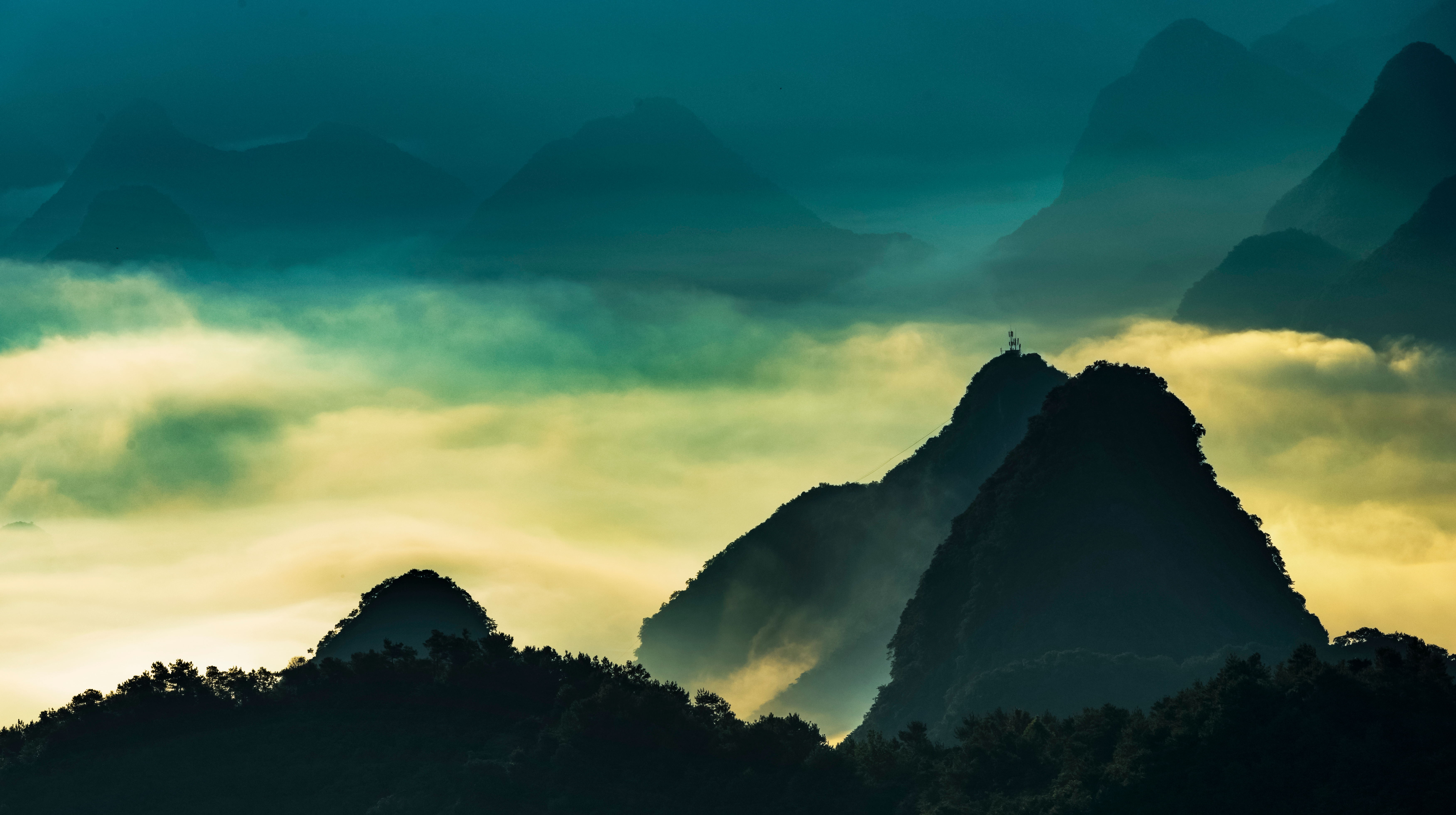 国家地理评出的中国十大“非著名”山峰，人少景美故事多