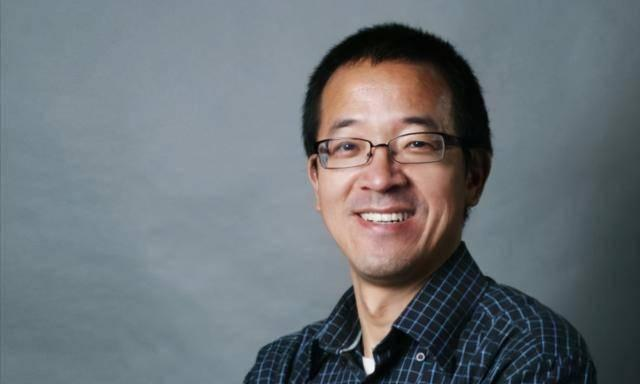 高考三次，告白全校女同学都失败，俞敏洪的莽撞什么时候能改？