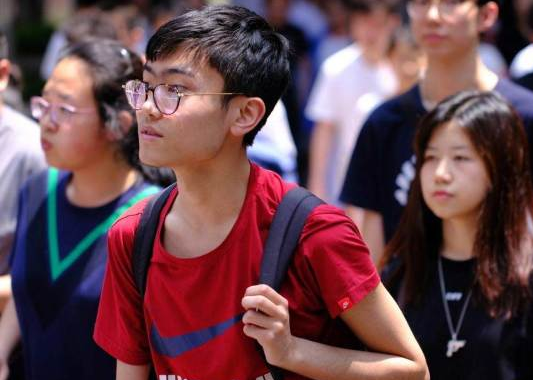 21年安徽高考500分却“无缘本科”，文理相差100分，文科生太难了