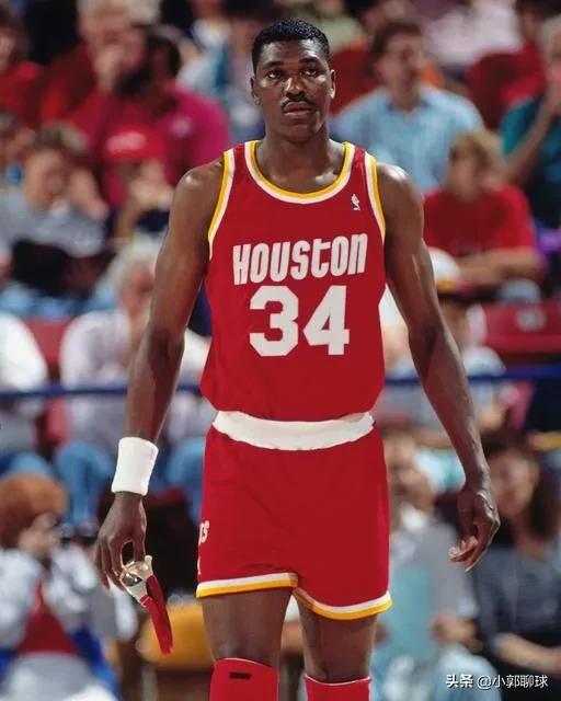 nba穿34号的球星有哪些(nba球衣34号十大球星)