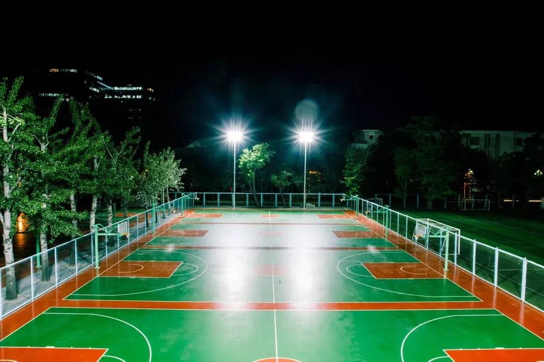 北京“花园式”大学：占地1000亩，3条地铁线直达，宿舍空调、无线网全覆盖！