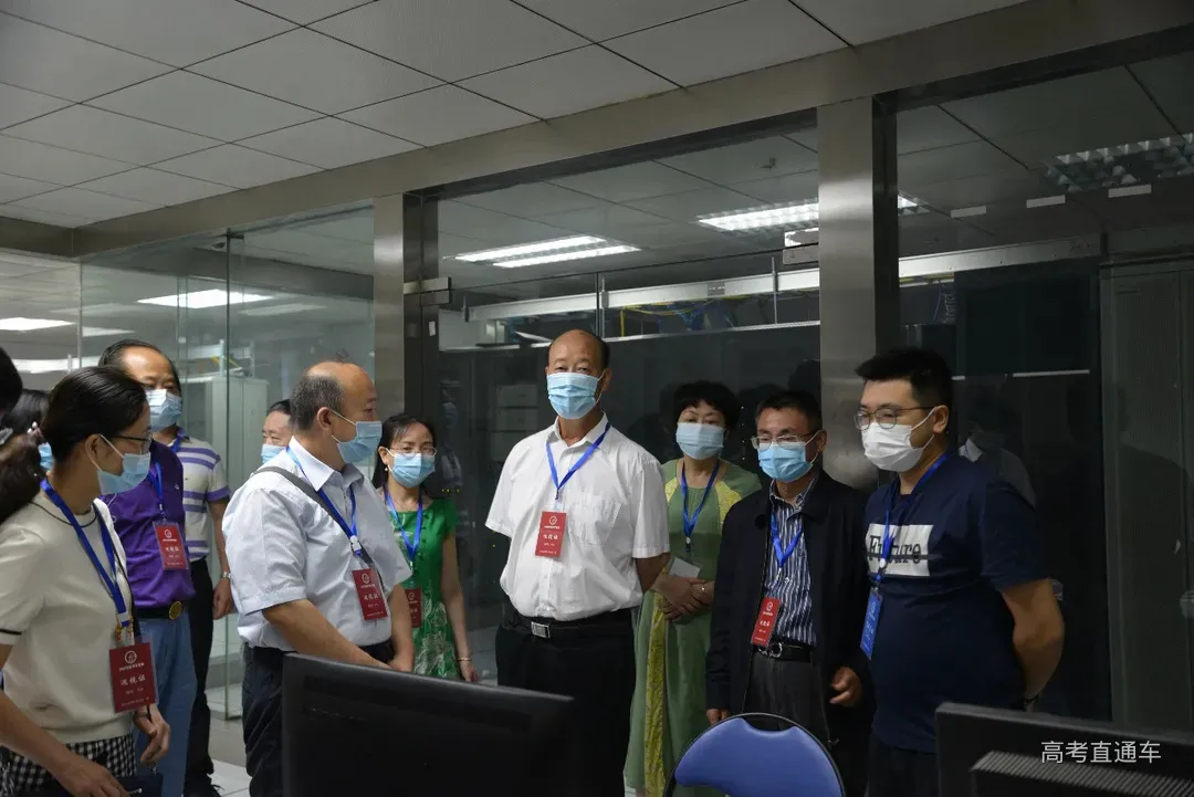 阅卷过半！多省阅卷现场曝光，你的高考试卷是这样打分的