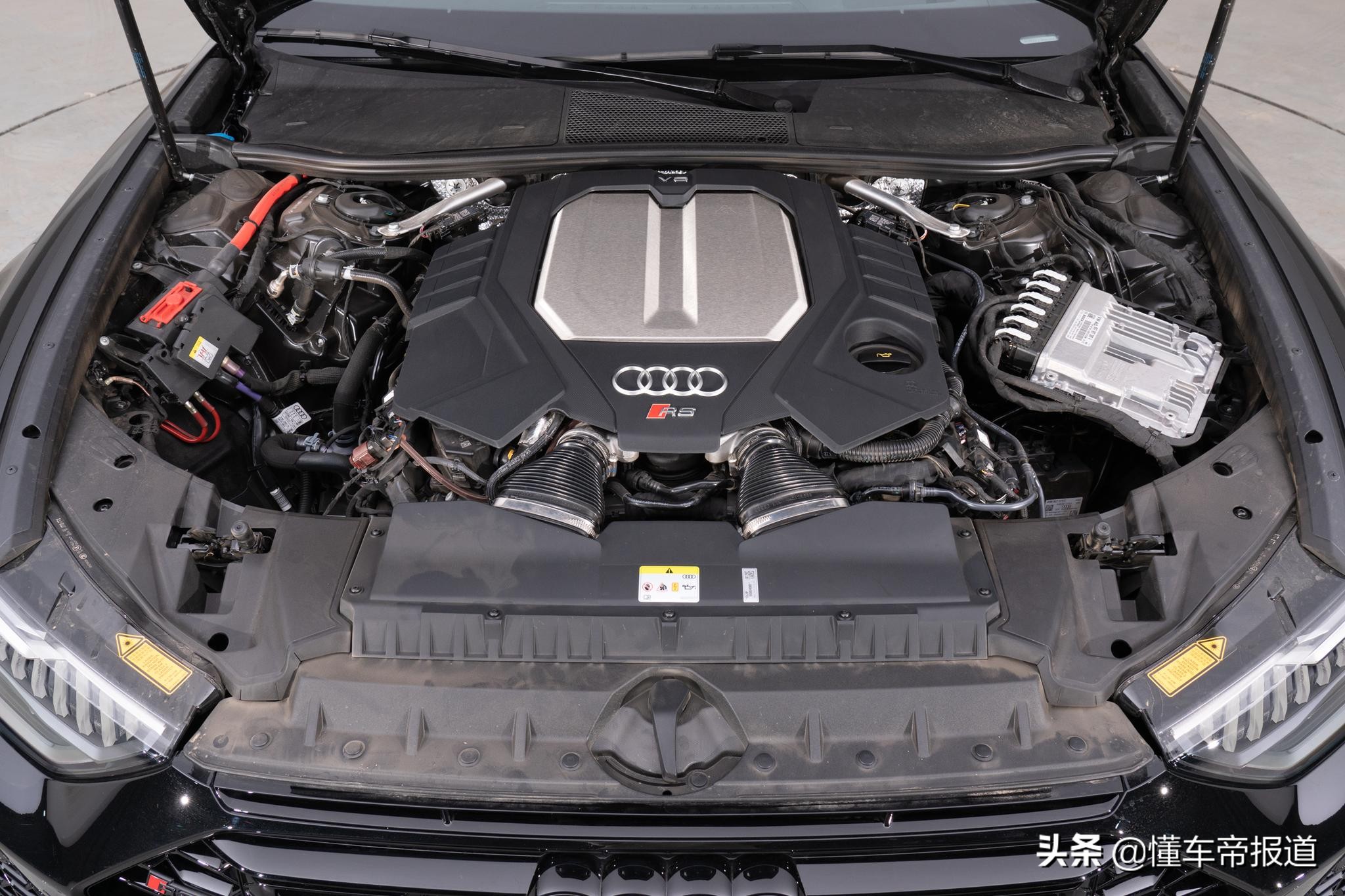 新车｜“瓦罐天花板”？奥迪RS 6 Avant实车曝光，142.88万元起