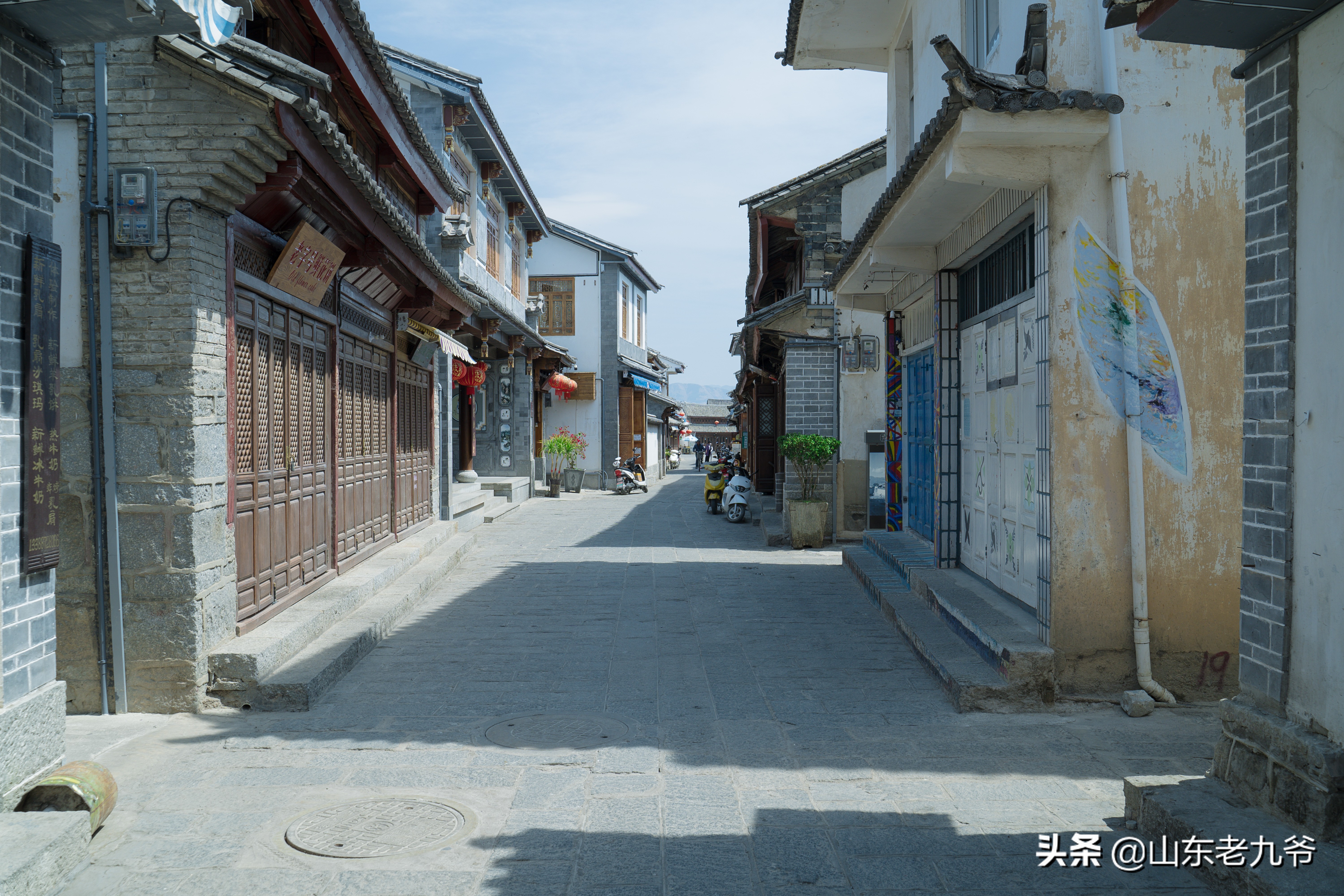 離開海舌公園沿著環海西路很快就到了另外一處網紅打卡地——喜洲古鎮