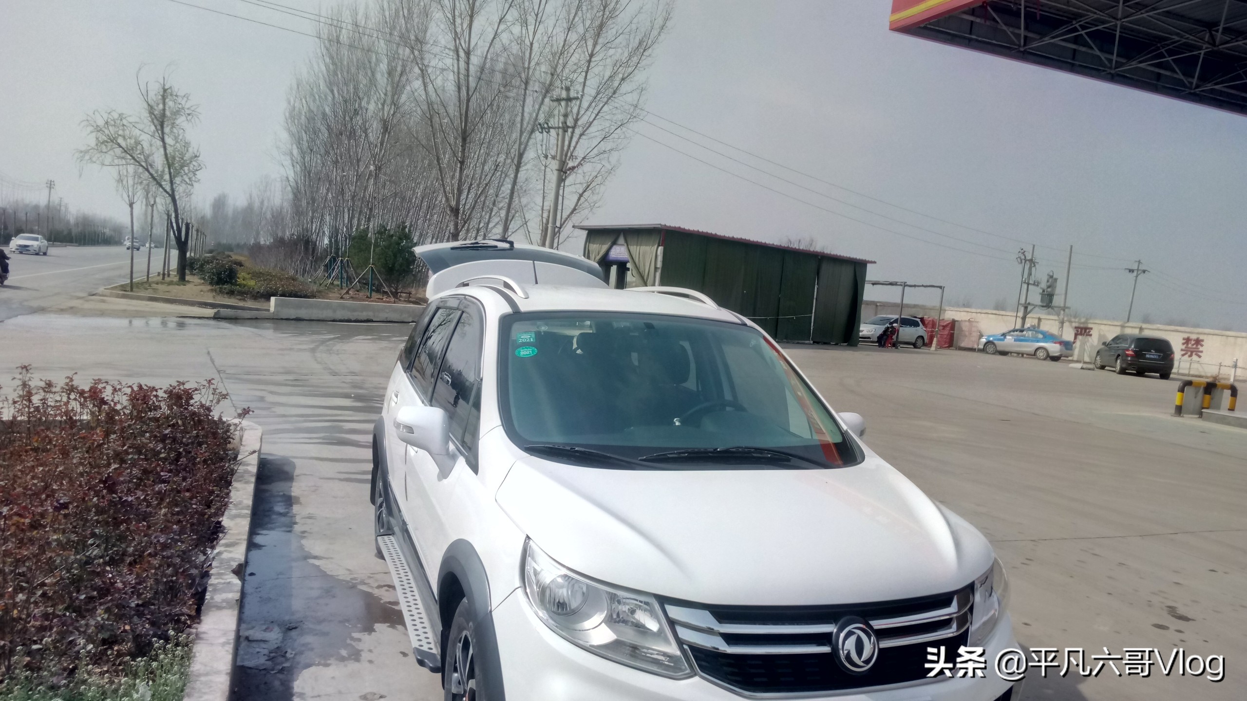 自己的爱车如何清洗才省钱？看看我的操作，你就明白了